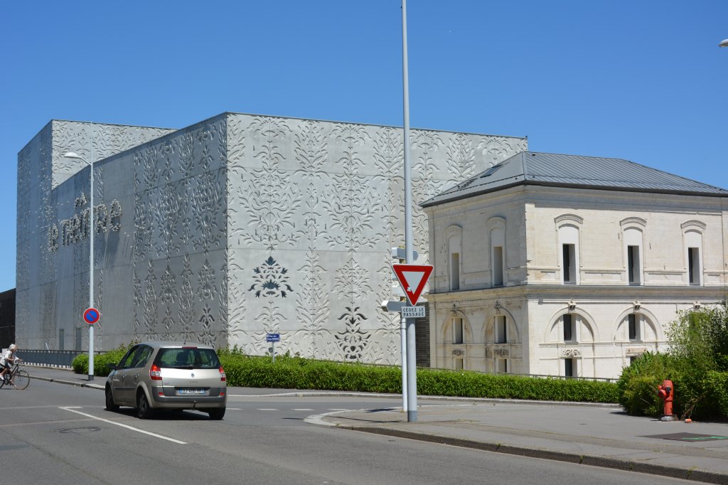 base01.jpg